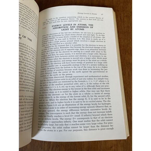 Vintage Science Textbook Astronomy By E.G. Ebbighausen SC 2nd Edition 1971 - Picture 8 of 10